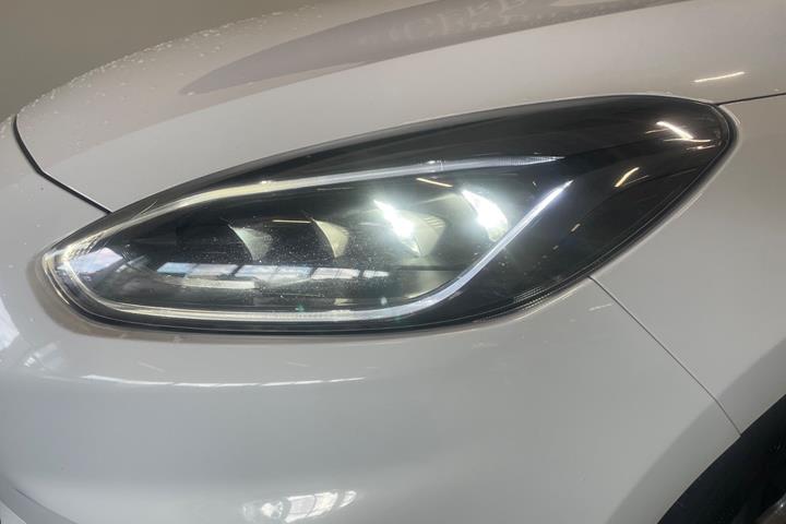 Hvid Ford Fiesta fra 2020