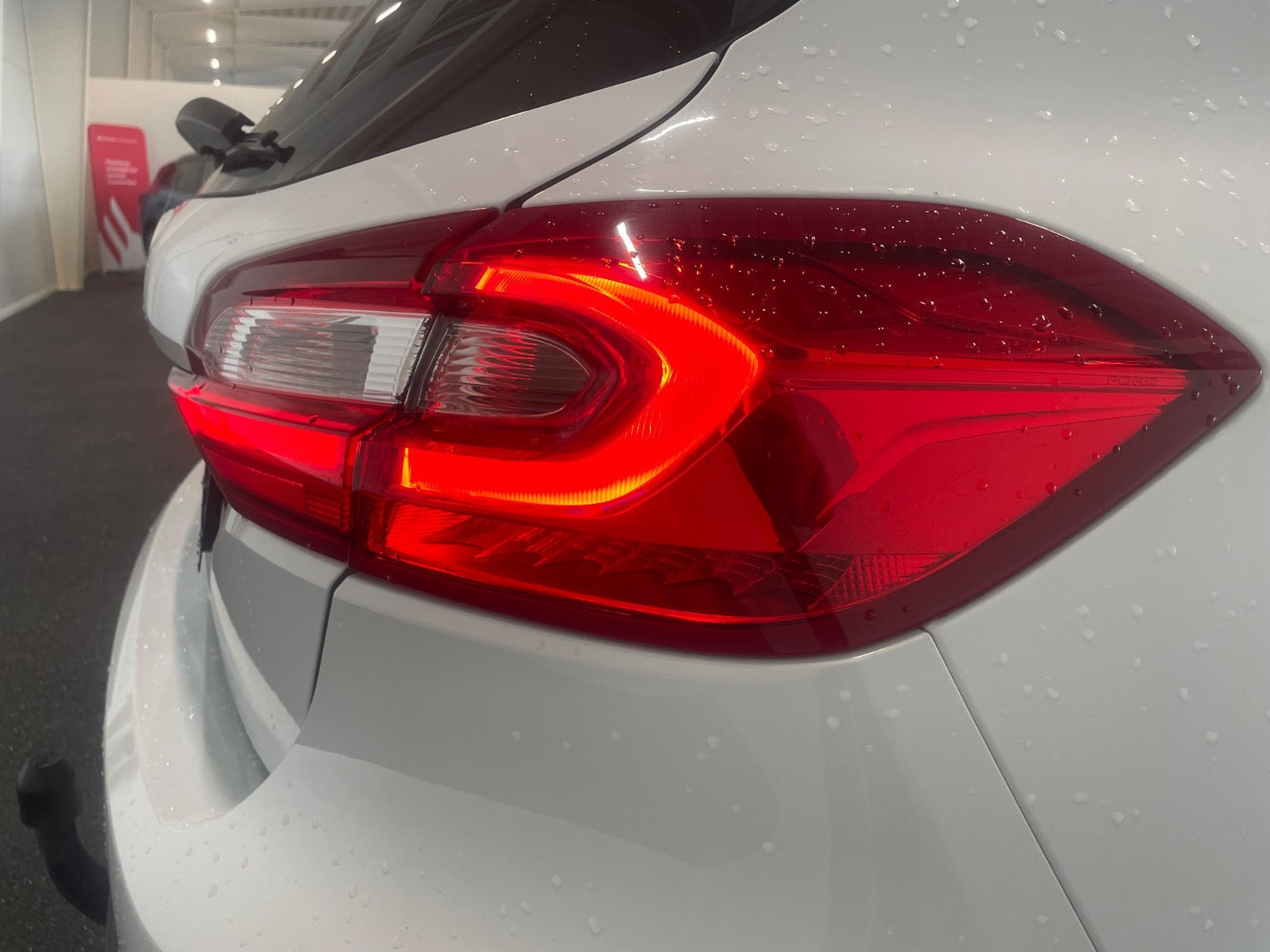 Hvid Ford Fiesta fra 2020
