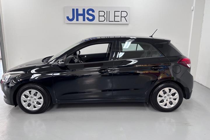 Sort Hyundai i20 fra 2017