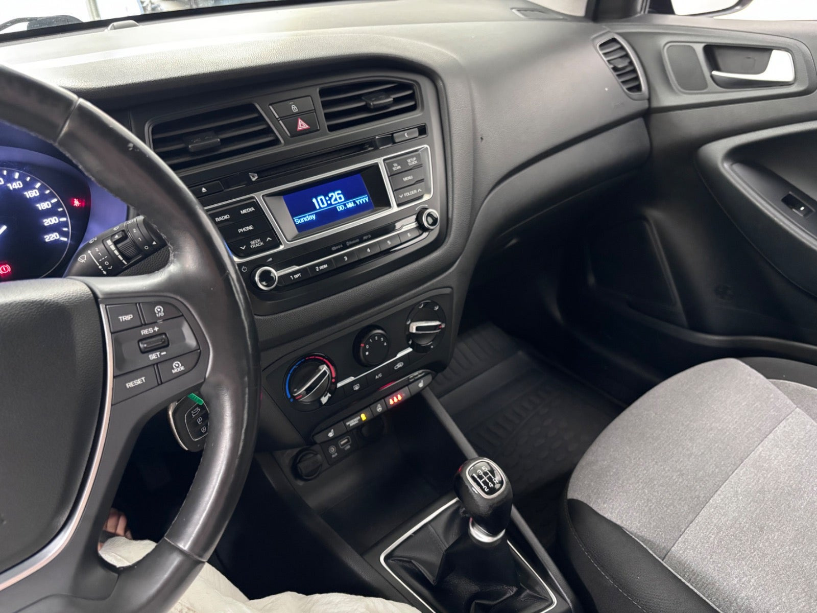Sort Hyundai i20 fra 2017