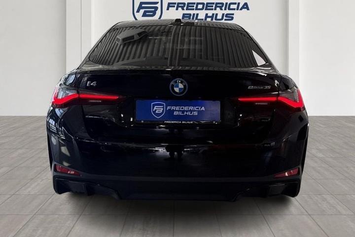 Sort BMW i4 fra 2023