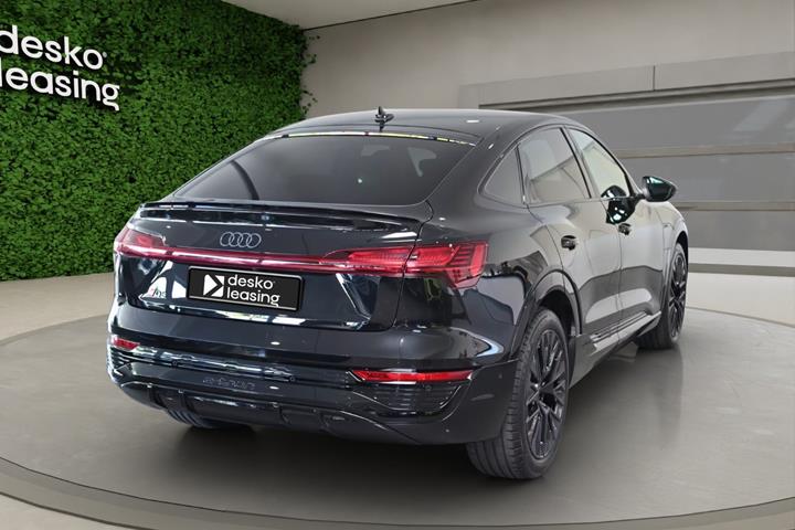 Sort Audi Q8 e-tron fra 2023