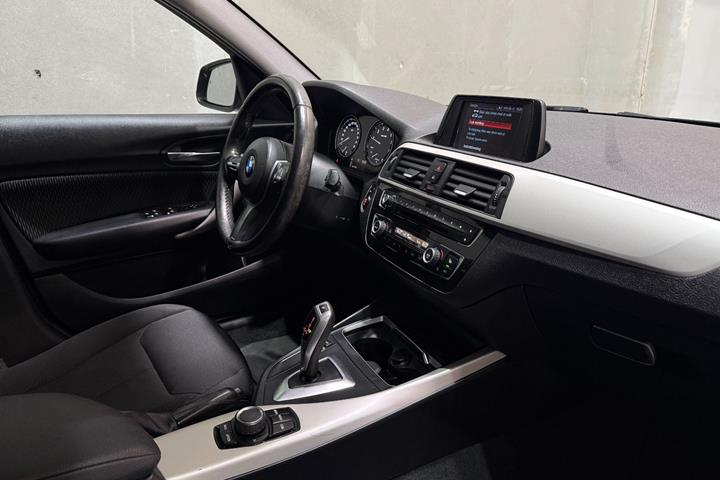 undefined BMW 118i fra 2018
