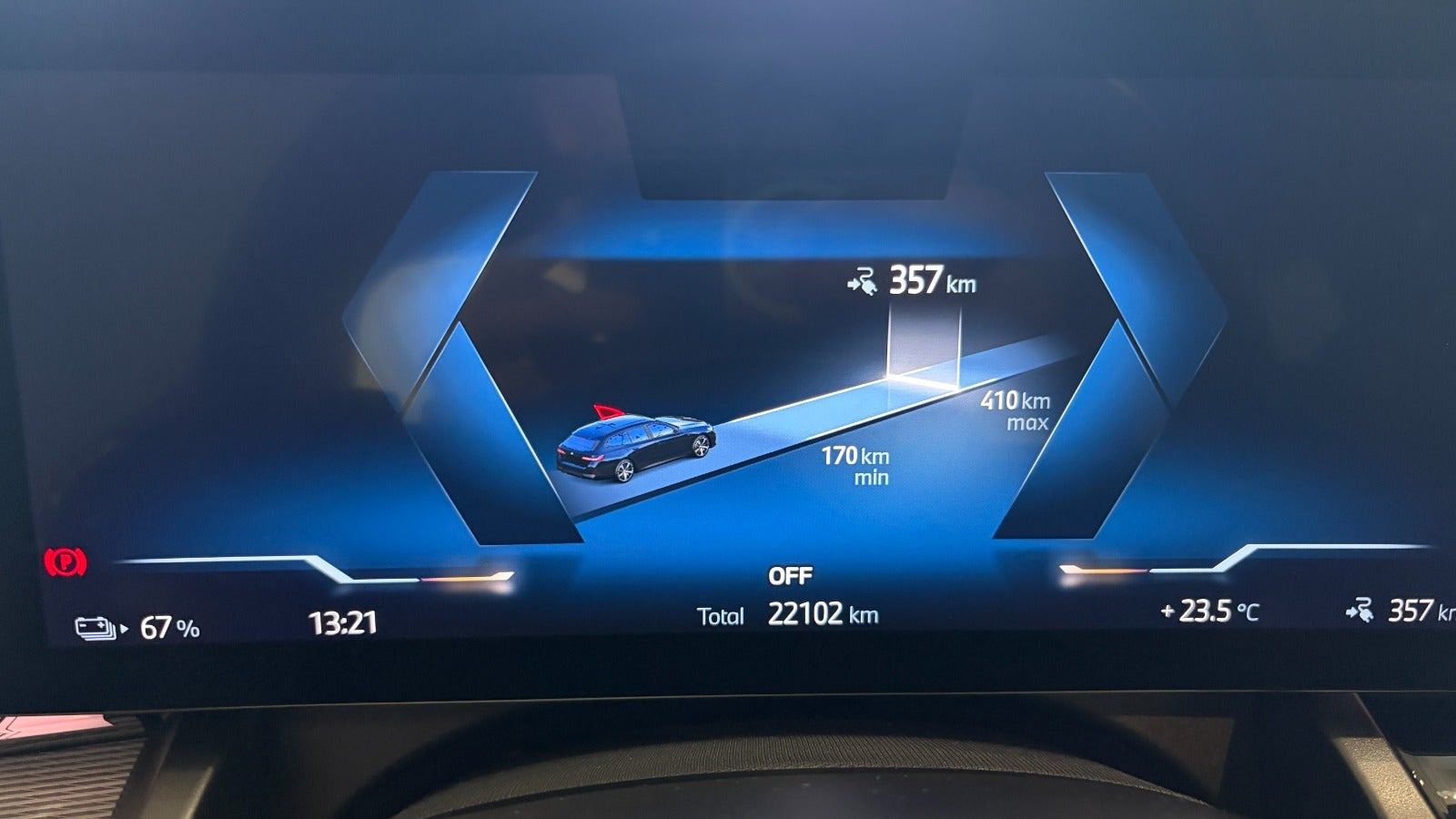 Sort BMW i5 fra 2025