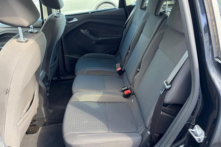 Sort Ford C-MAX fra 2015