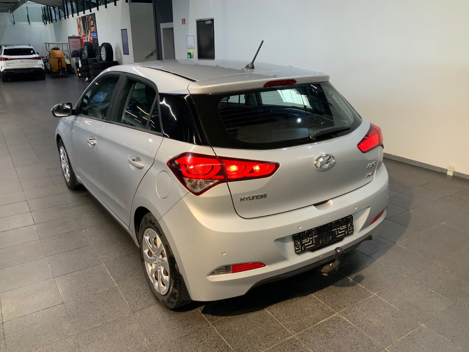 Sølv Hyundai i20 fra 2015