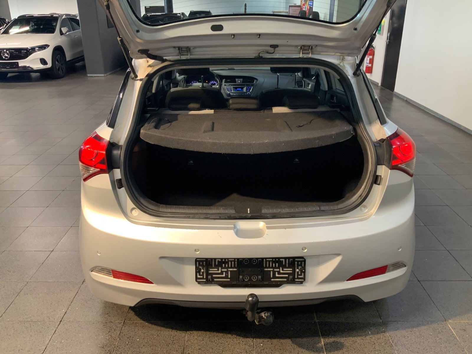 Sølv Hyundai i20 fra 2015