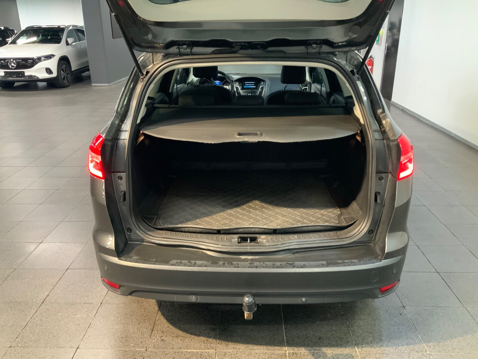 Grå Ford Focus fra 2018