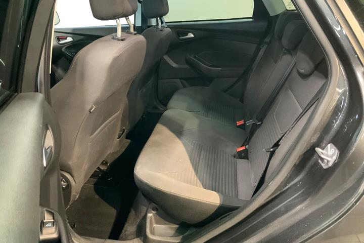 Grå Ford Focus fra 2018