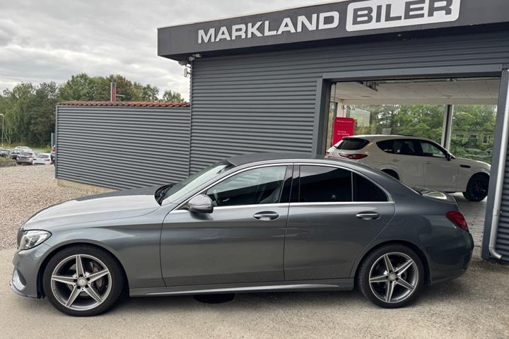 Grå Mercedes C220 d fra 2016