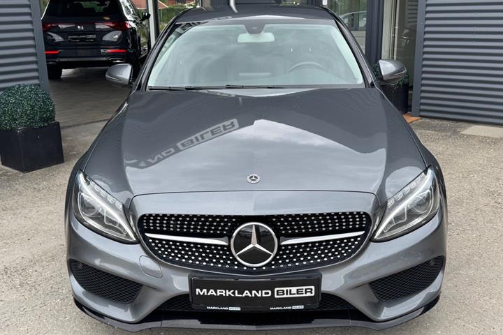 Grå Mercedes C220 d fra 2016