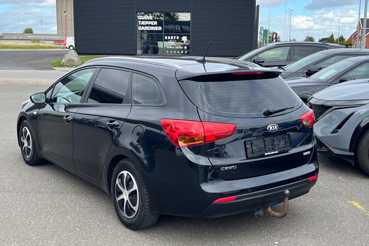 Sort Kia Ceed fra 2014