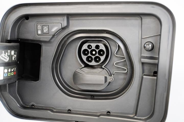 undefined Peugeot e-5008 fra 2025
