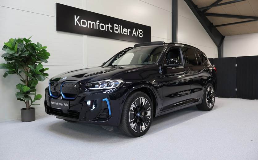 BMW iX3 Charged Plus M-Sport