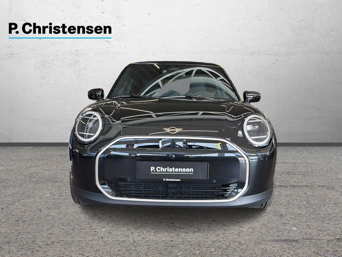 Sort Mini Cooper SE fra 2025