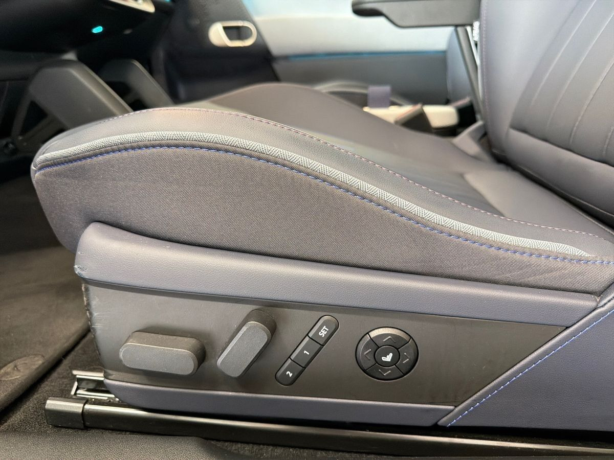 Sort Mini Cooper SE fra 2025