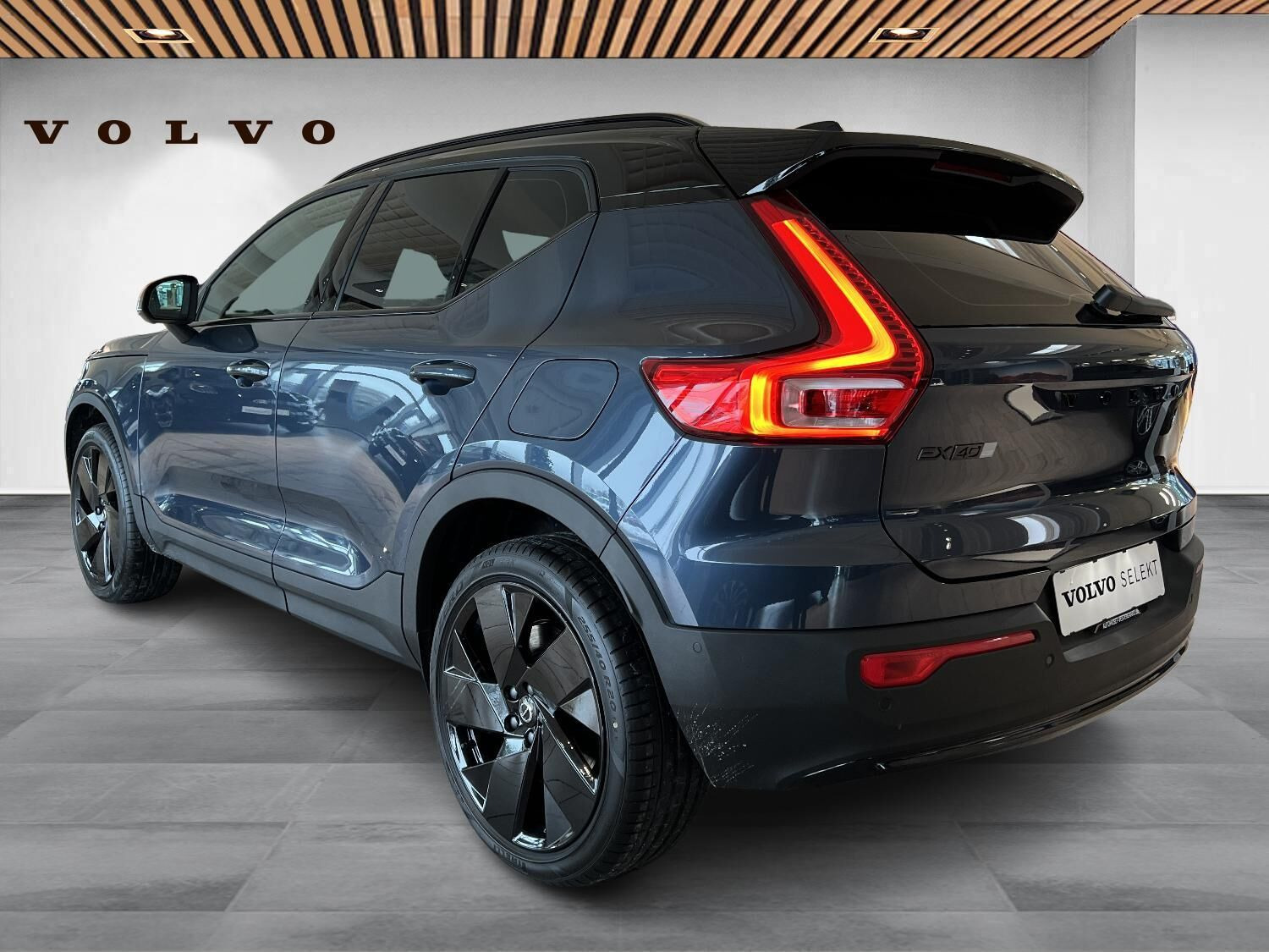 Blå Volvo EX40 fra 2026