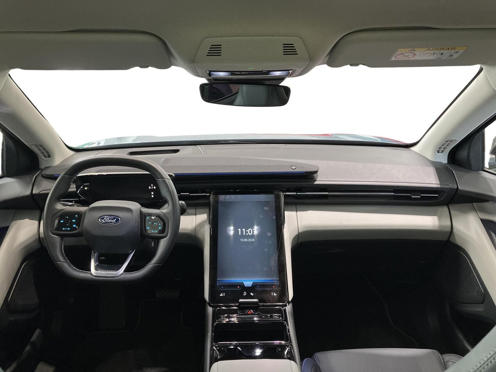 Blå Ford Explorer fra 2025