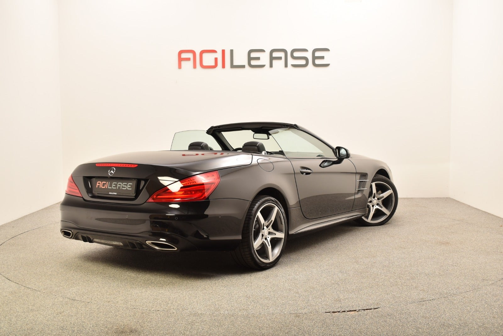 Sort Mercedes SL400 fra 2016