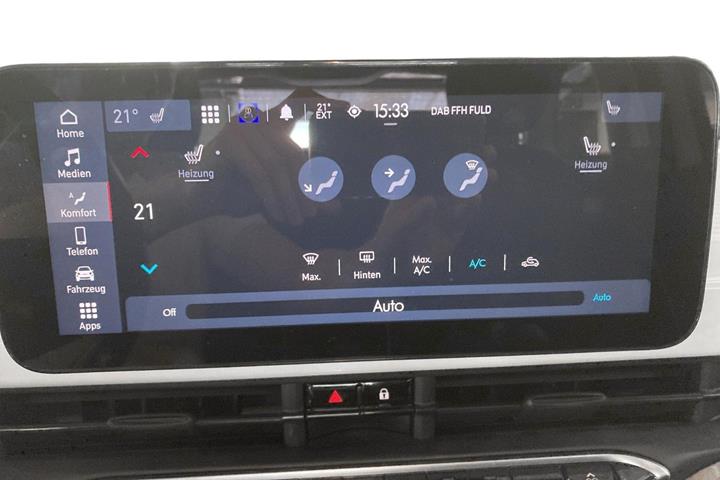 Hvid Fiat 500e fra 2023