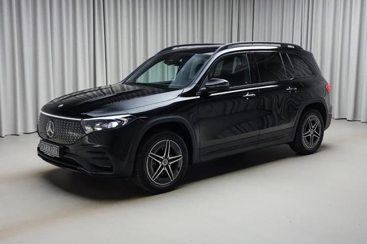 Sort Mercedes EQB250+ fra 2026