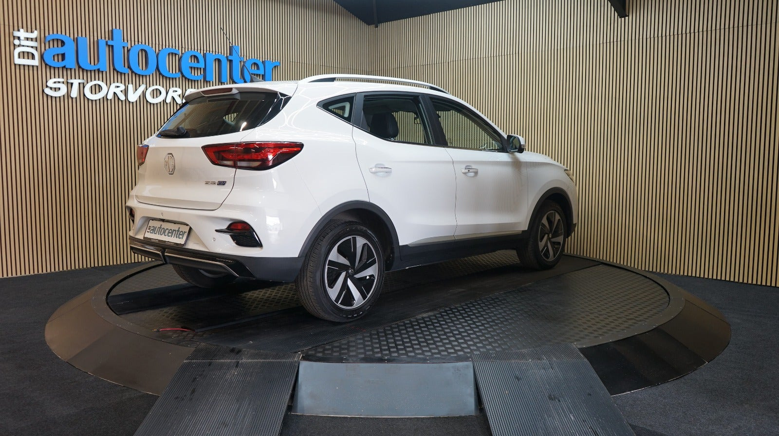 Hvid MG ZS fra 2024