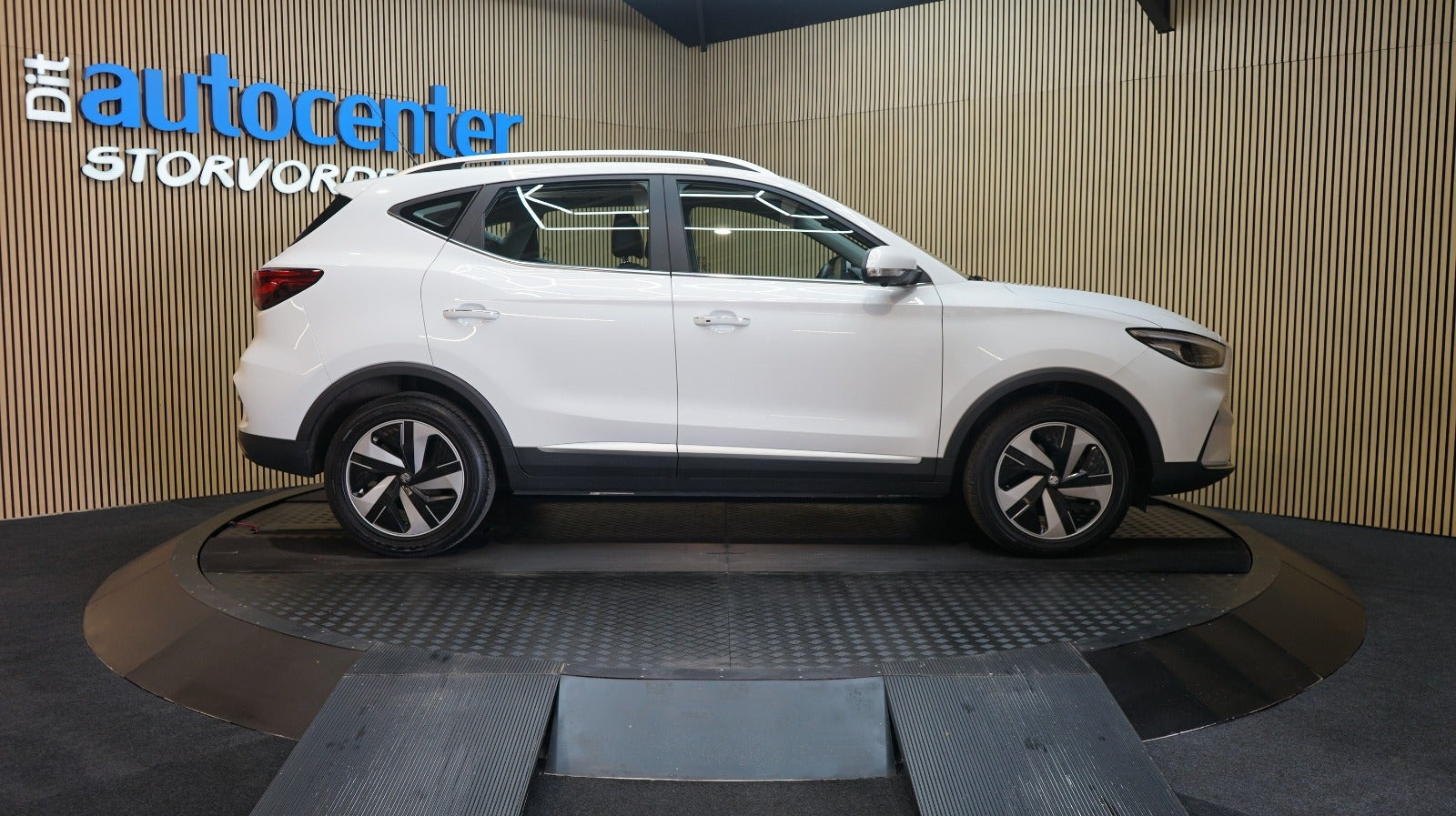 Hvid MG ZS fra 2024