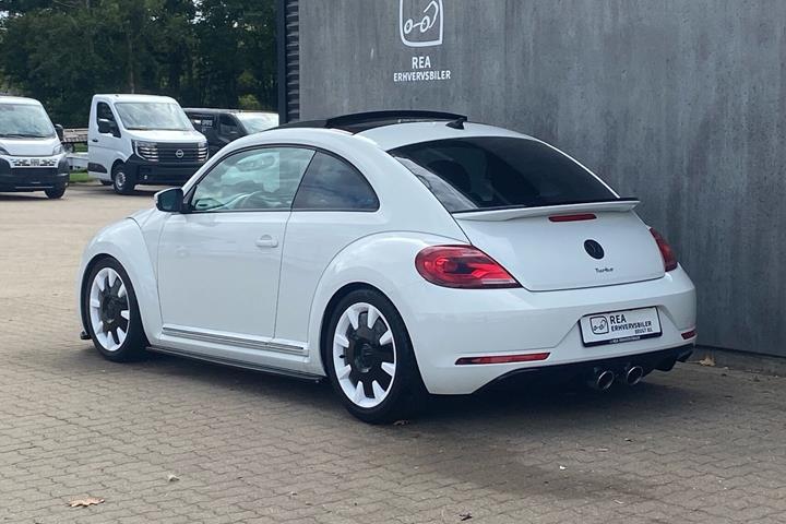 Hvid VW Beetle fra 2018
