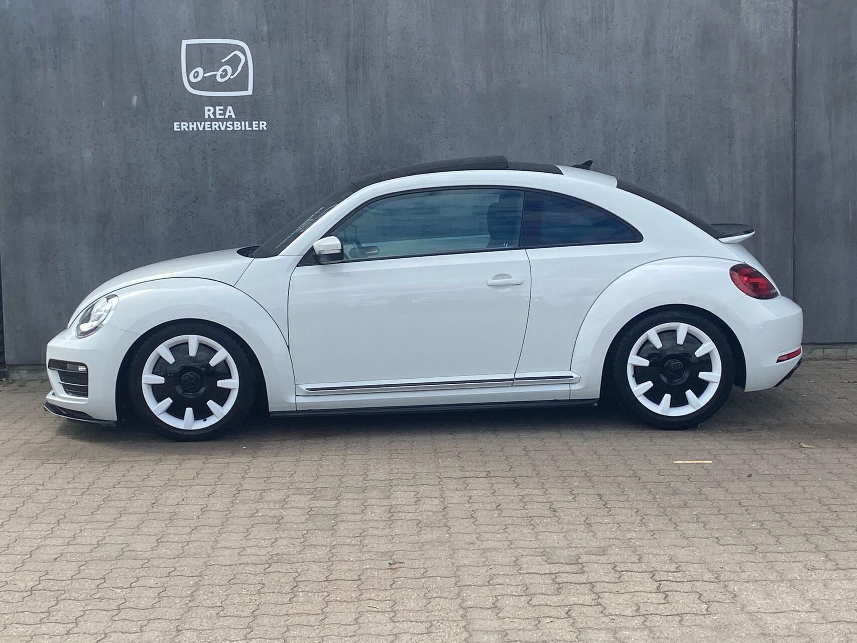 Hvid VW Beetle fra 2018