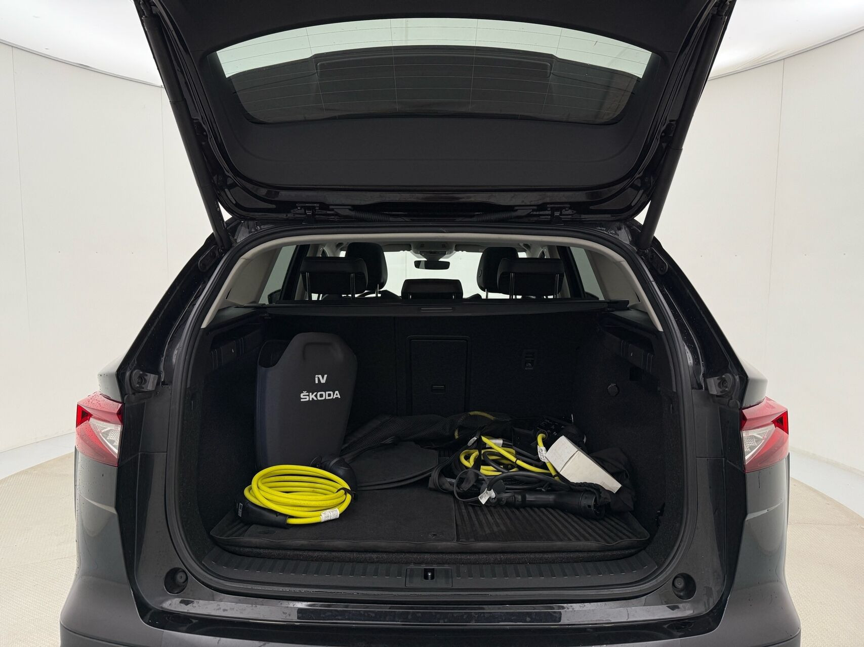 Sort Skoda Enyaq fra 2023
