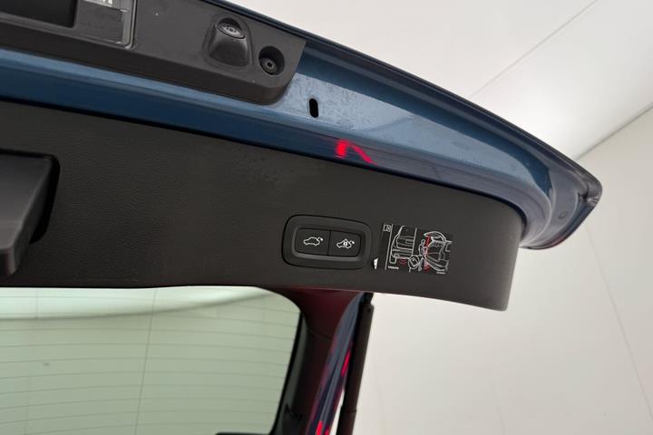 Blå Volvo C40 fra 2022