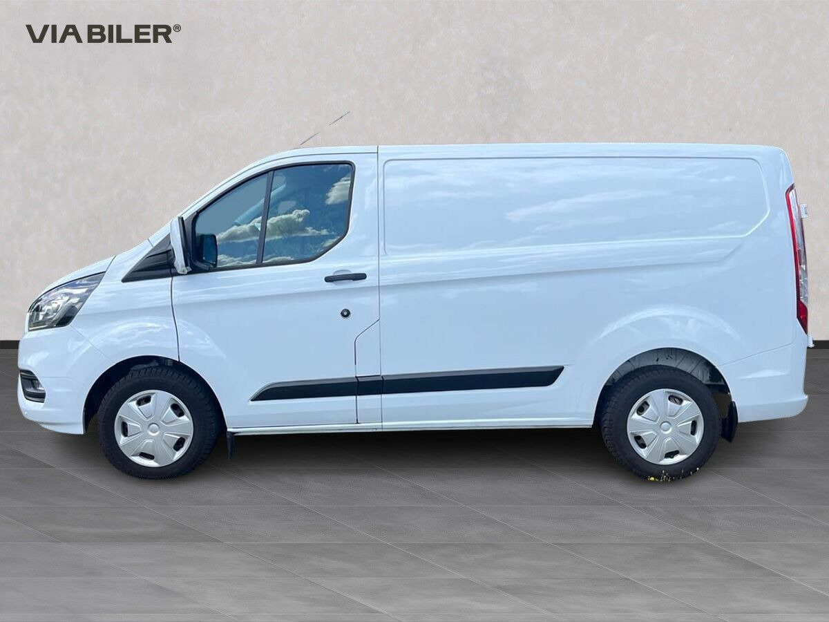 Hvid Ford Transit Custom fra 2023