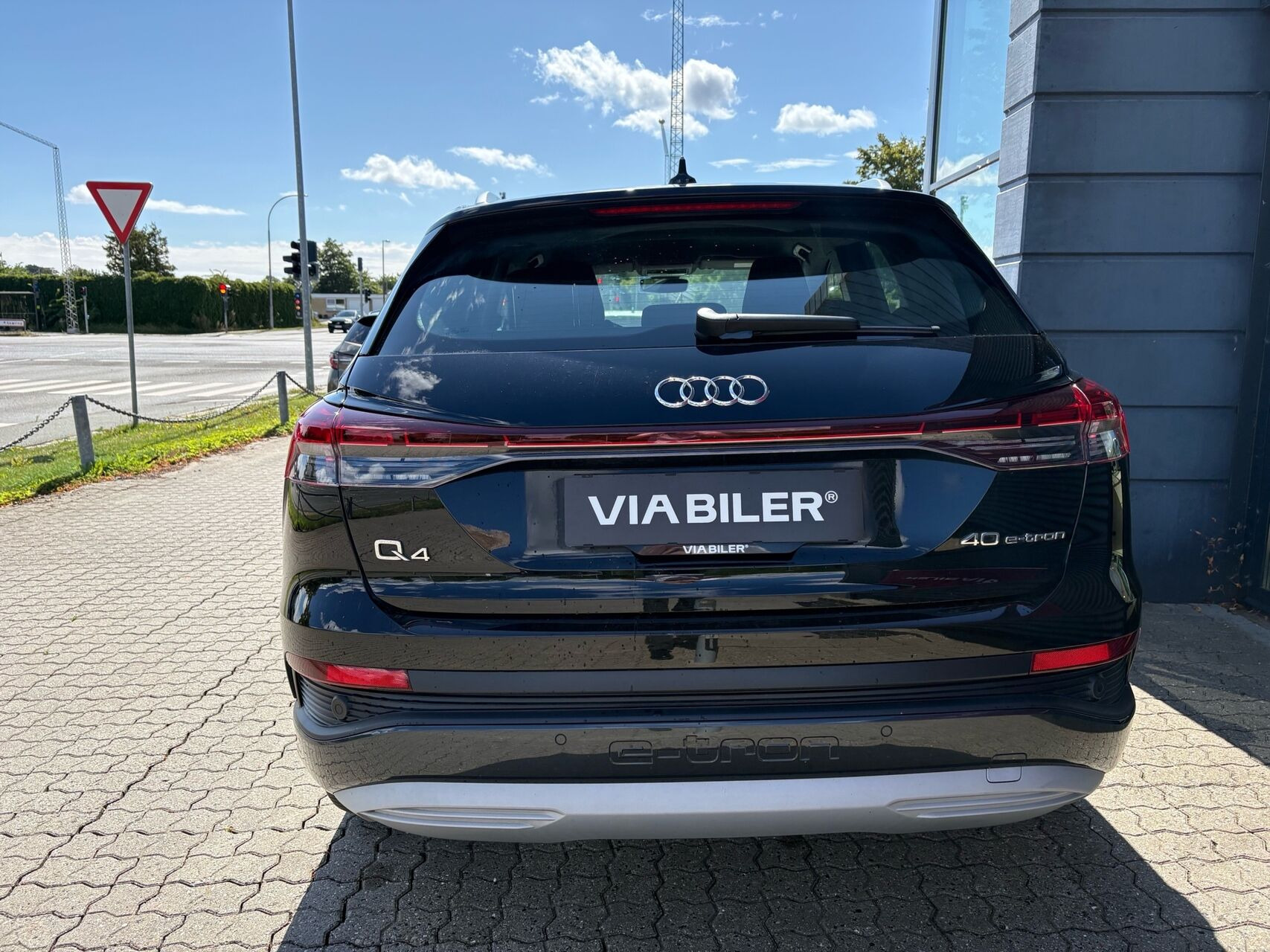 Sort Audi Q4 fra 2023