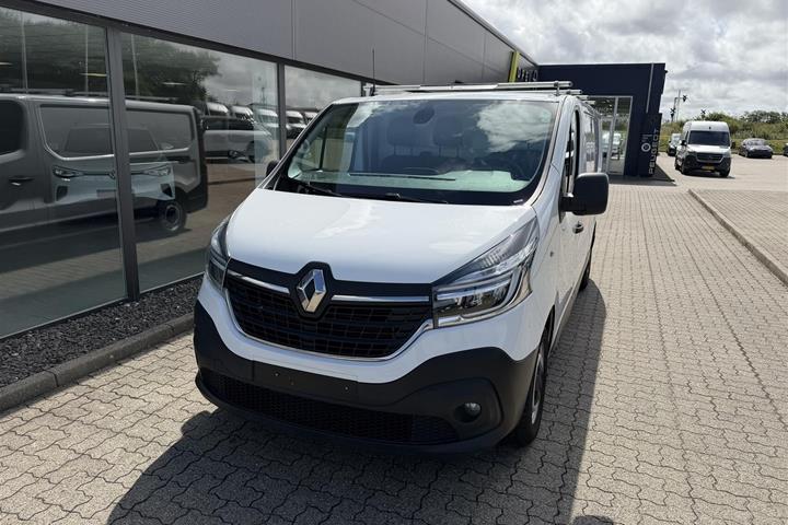 Hvid Renault Trafic fra 2021