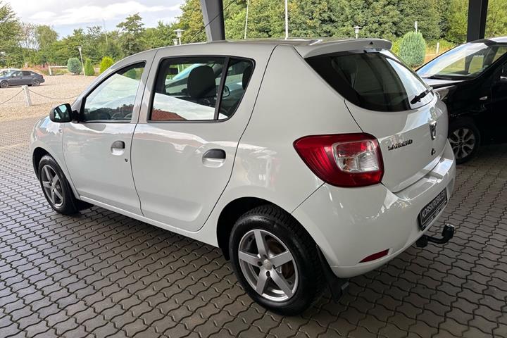 Hvid Dacia Sandero fra 2014