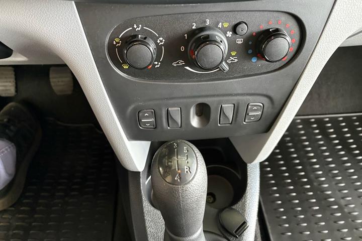 Hvid Dacia Sandero fra 2014