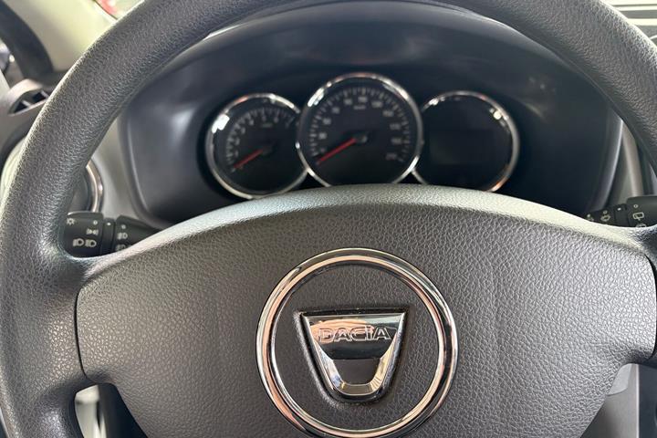 Hvid Dacia Sandero fra 2014