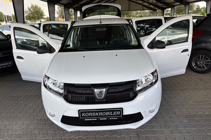 Hvid Dacia Sandero fra 2014