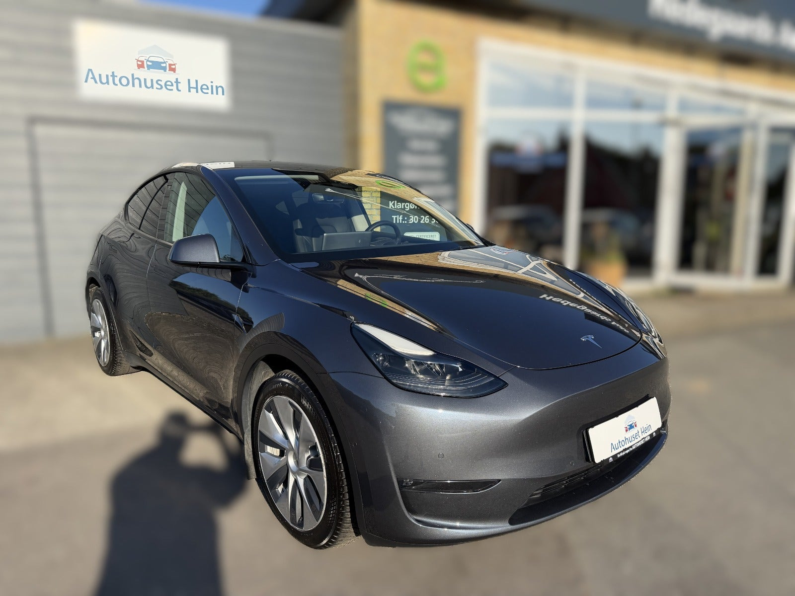 Tesla Model Y Long Range AWD