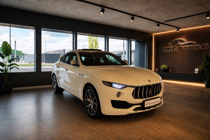 undefined Maserati Levante fra 2017