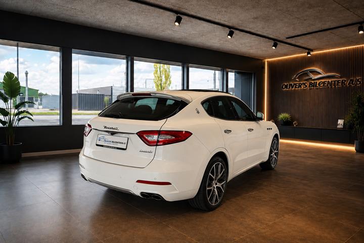 undefined Maserati Levante fra 2017