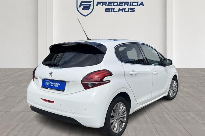 undefined Peugeot 208 fra 2018
