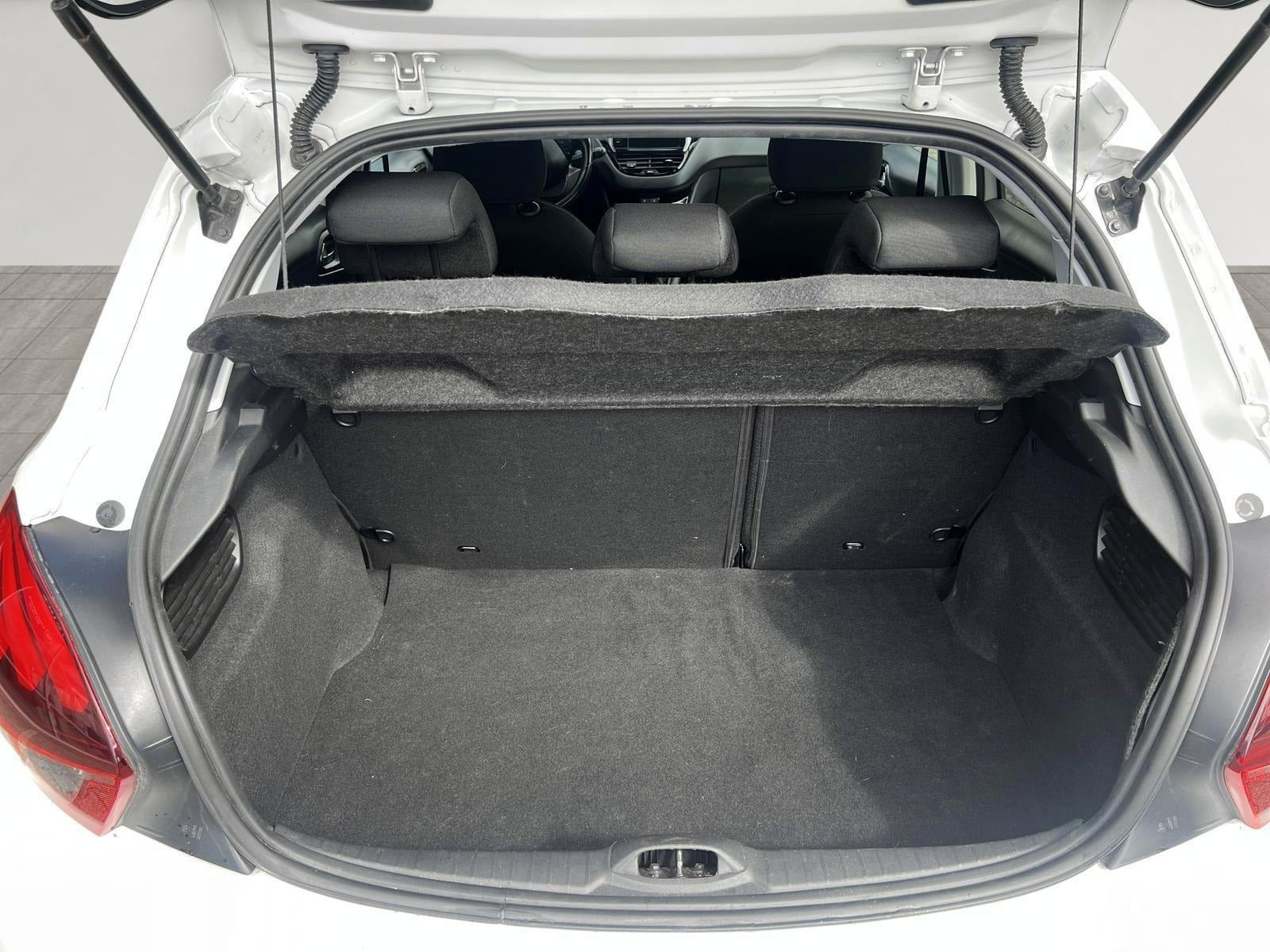 undefined Peugeot 208 fra 2018