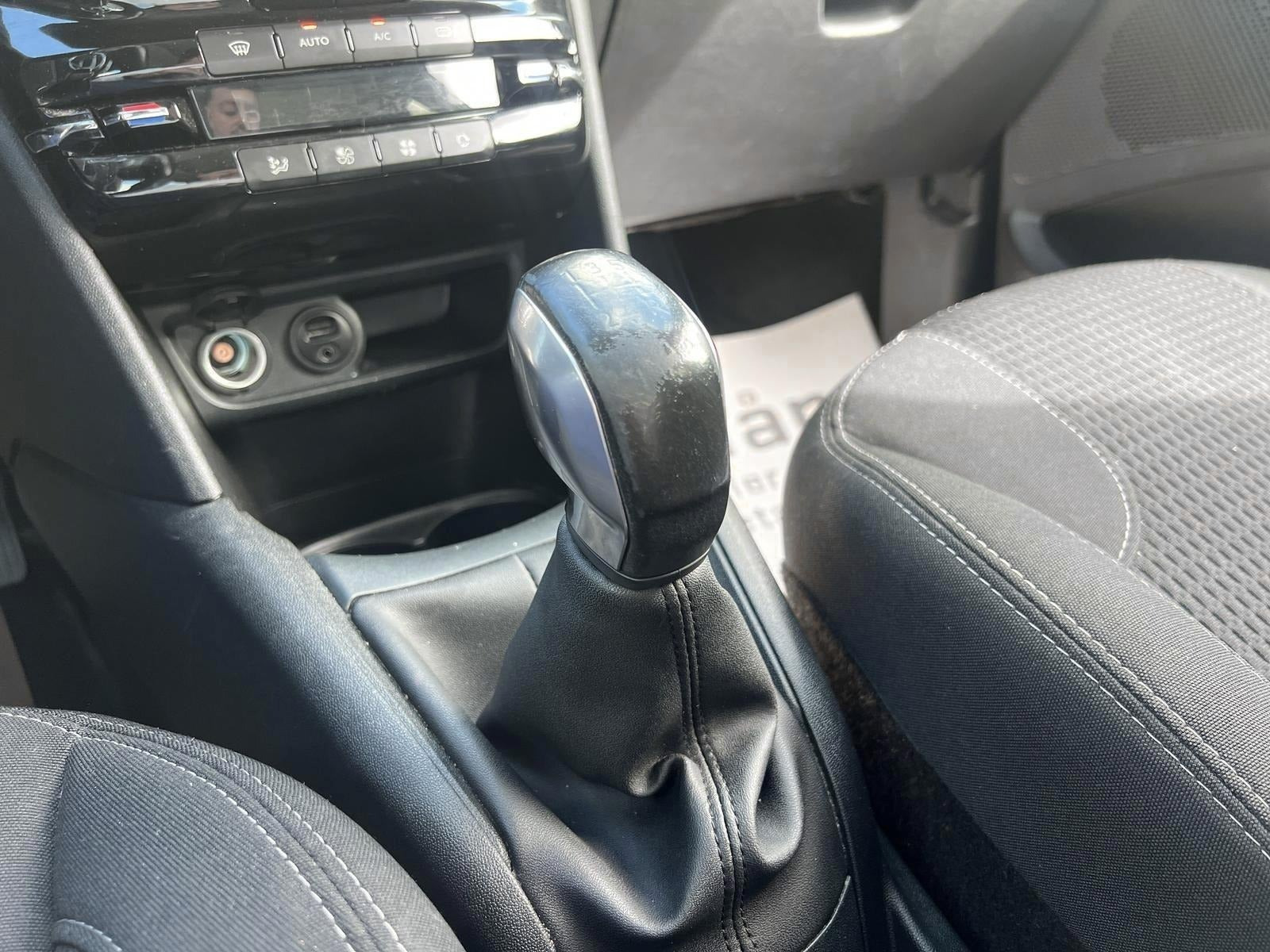 undefined Peugeot 208 fra 2018