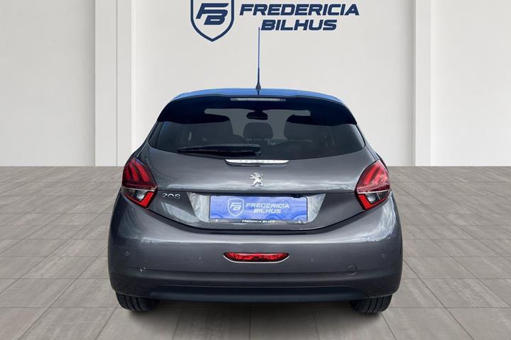 undefined Peugeot 208 fra 2018
