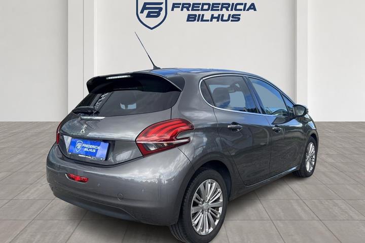 undefined Peugeot 208 fra 2018