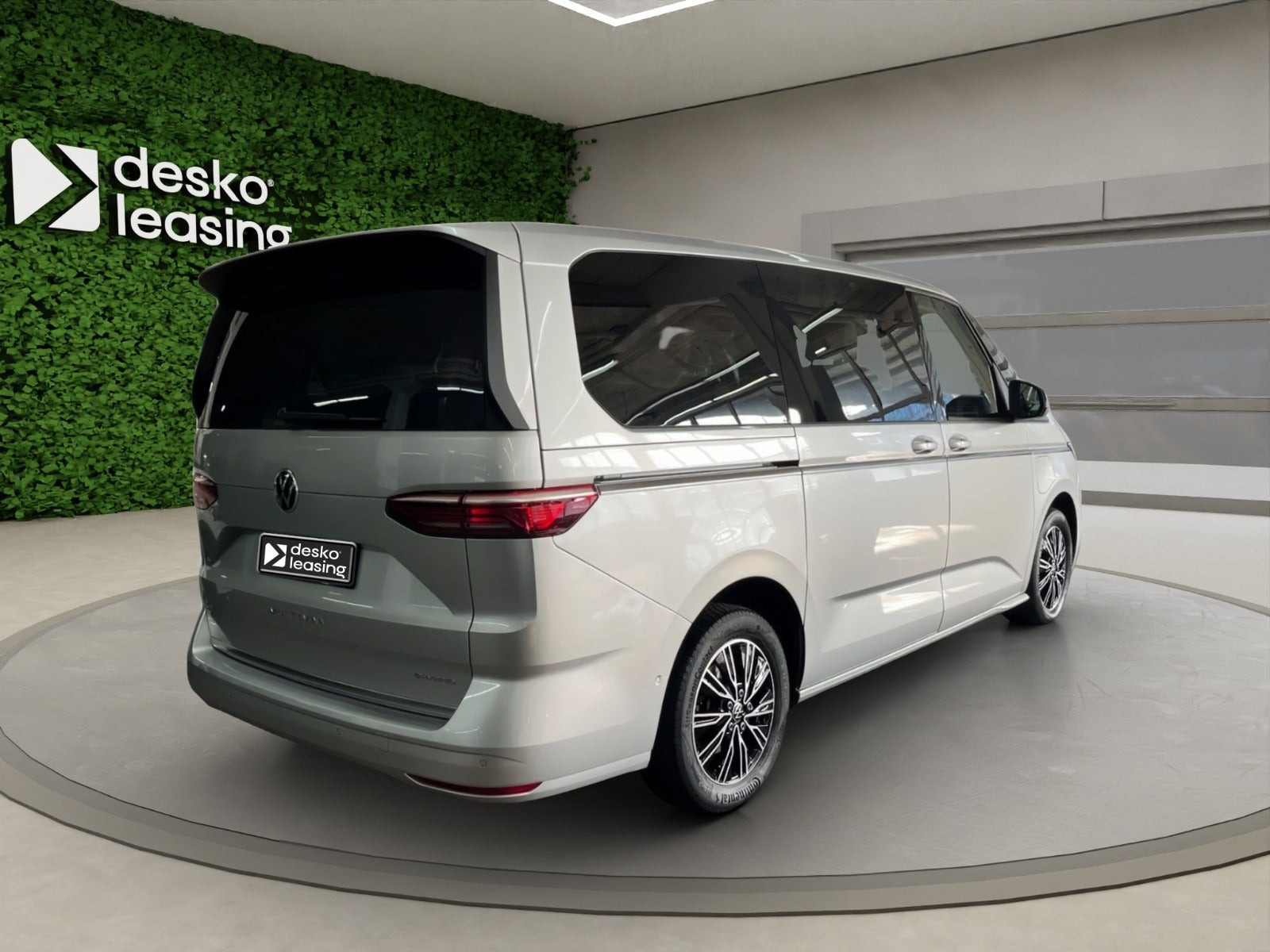 undefined VW Multivan fra 2023