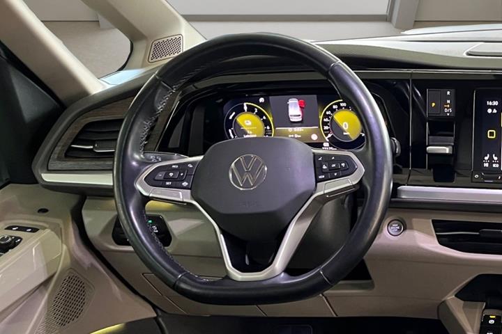 undefined VW Multivan fra 2023