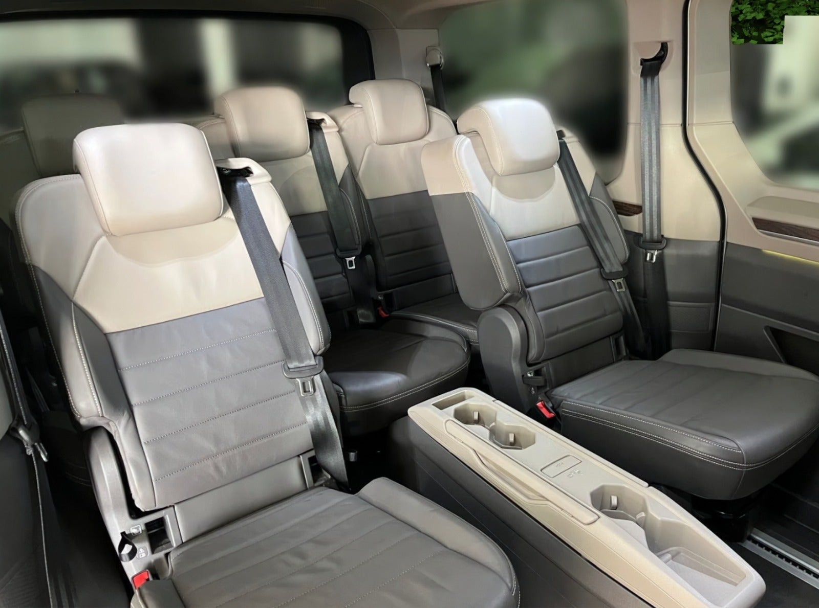 undefined VW Multivan fra 2023