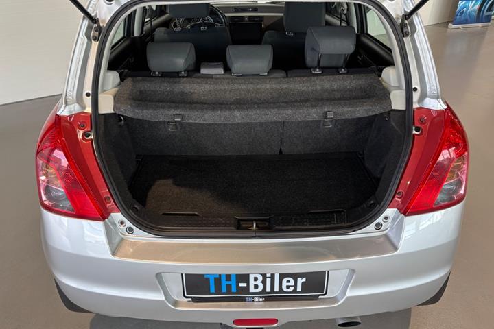 undefined Suzuki Swift fra 2010